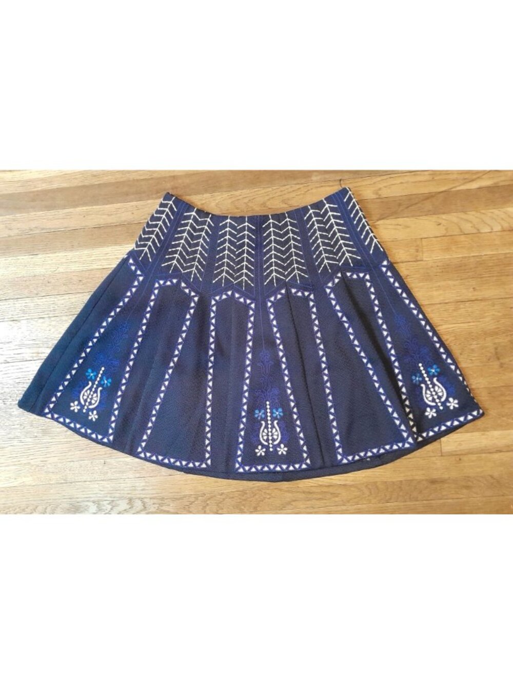Boho Embroidered Circle Skirt High Waist Pleated Casual School Size M - Picture 2 of 5